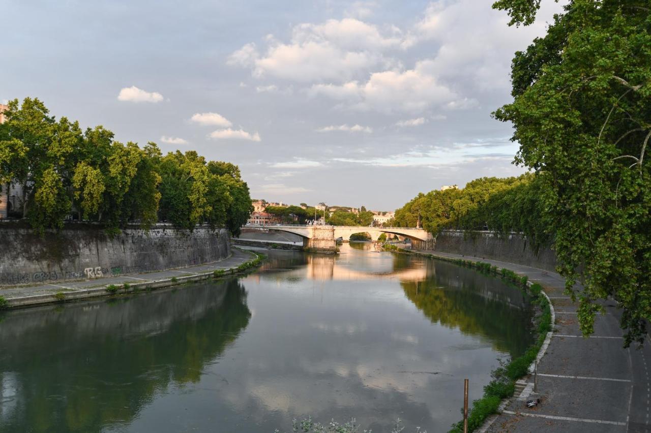 Gorgeous Trastevere Loft On The River Рим Экстерьер фото